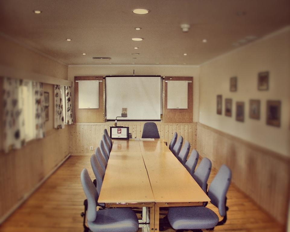 Dovrefjell Hotel Dombås Esterno foto
